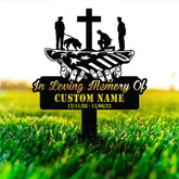 Custom US Flag Kneeling Soldier Memorial Garden Stake Personalized Veteran Army Grave Marker Memorial Name Sign Veteran