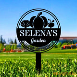 Family Garden Metal Sign Flower Sign with Stakes Outdoor Metal Sign Metal Yard Art Housewarming Gift Garden Decor Gifts