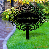 Home Ornate Family Name Garden Metal Stake Personalized Family Name Yard Sign Outdoor Door Decor Garden Art Gift for