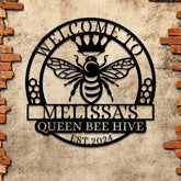 Custom Bee Farm Sign: Personalized Honey Bee Decor for Garden, Welcome Family Bee Sign. Perfect Gift for Gardeners & Beekeepers.