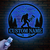 Custom Bigfoot Disc Golf Metal Sign with Led Light - Outdoor Sasquatch Art, Bigfoot Mountain Decor, Personalized Disc Golfer Name Sign
