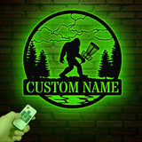 Custom Bigfoot Disc Golf Metal Sign with Led Light - Outdoor Sasquatch Art, Bigfoot Mountain Decor, Personalized Disc Golfer Name Sign