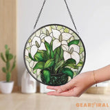 White Lily Flower Glass Suncatcher Elegant Floral Window Hanging Gift for Mom or Gardeners Nature-Inspired Lily Decor