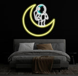 Astronaut Sitting on The Moon Neon Sign Led Neon Lights for Wall Decor, Light Up Signs for Bedroom, Party Decorations Gifts