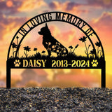 Personalized Chihuahua Memorial Stake, Pet Grave Marker with Stake, Pet Loss Gift, Sympathy Sign, Remembrance Stake for Dogs