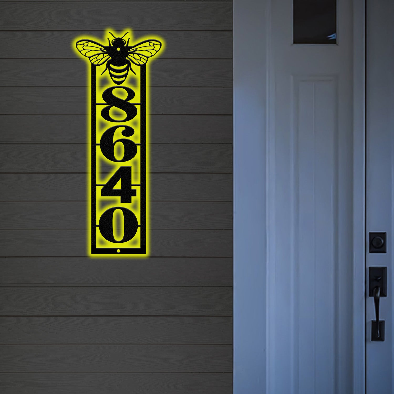 Metal Bee Address Sign, Vertical House Numbers Plaque with Detailed Bee, Mailbox Post Home Marker, Business Wall Decor, Front Porch Decor