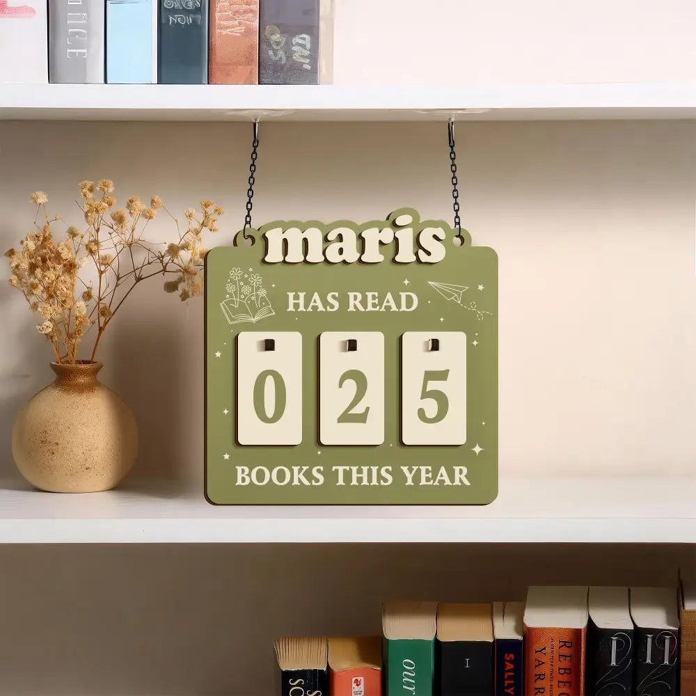 Books Read Tracker, Books Read This Year, Bookshelf Counter with Name, Bookish Decor, Bookish Gift, Gift for Readers, Book Lover Custom Gift