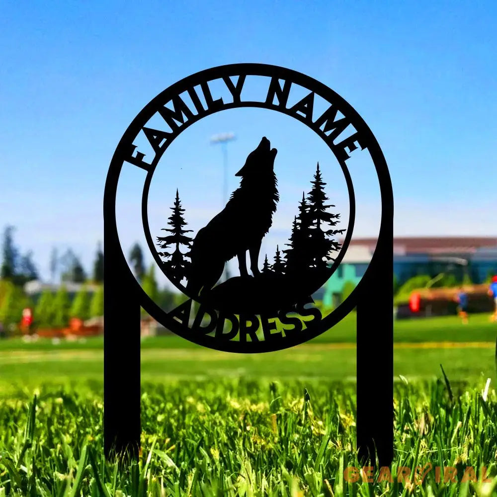 Custom Wolf and Address Garden Metal Stake Personalized Family Name Yard Sign Outdoor Door Garden Decor Garden Art Gift