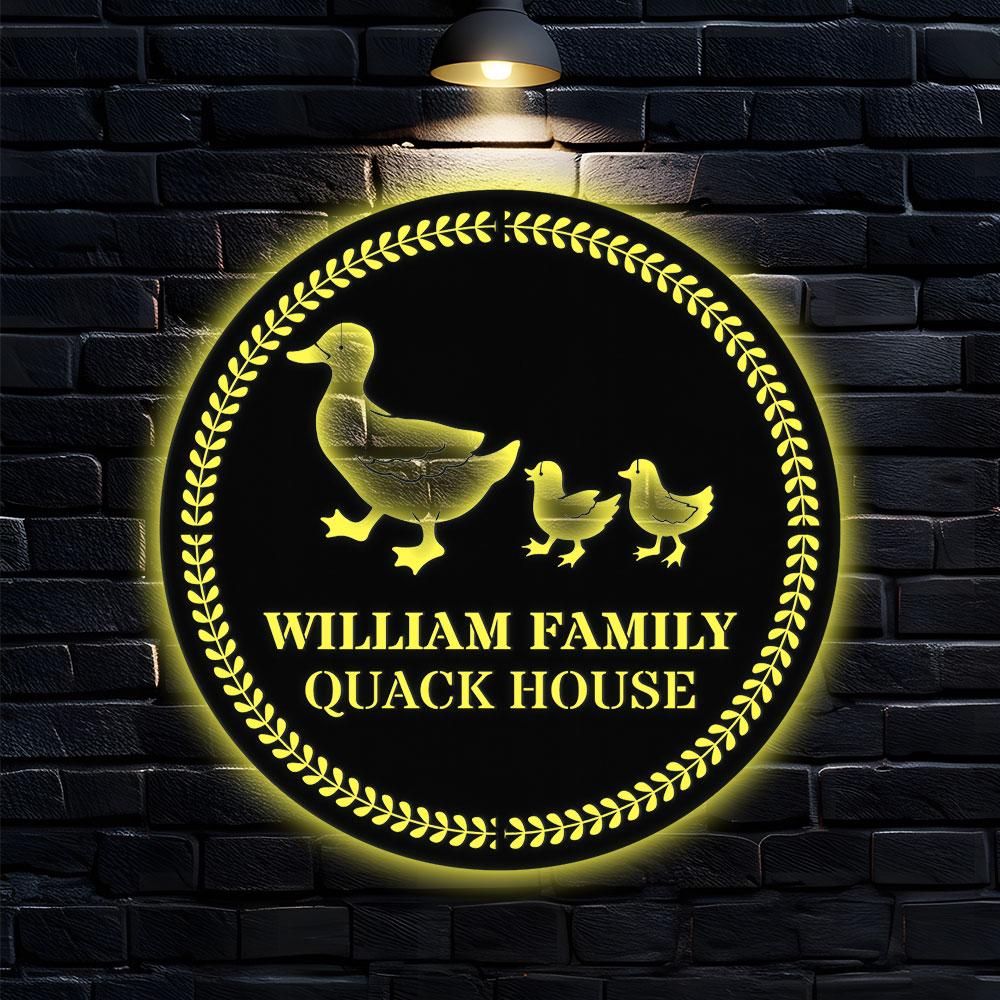 Duck House Name Farm Metal Sign - Duck Wall Art Decor - Personalize Farm Home Sign - Metal Farm Family Name - Garden Decor, Housewarming