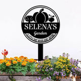 Family Garden Metal Sign Flower Sign with Stakes Outdoor Metal Sign Metal Yard Art Housewarming Gift Garden Decor Gifts