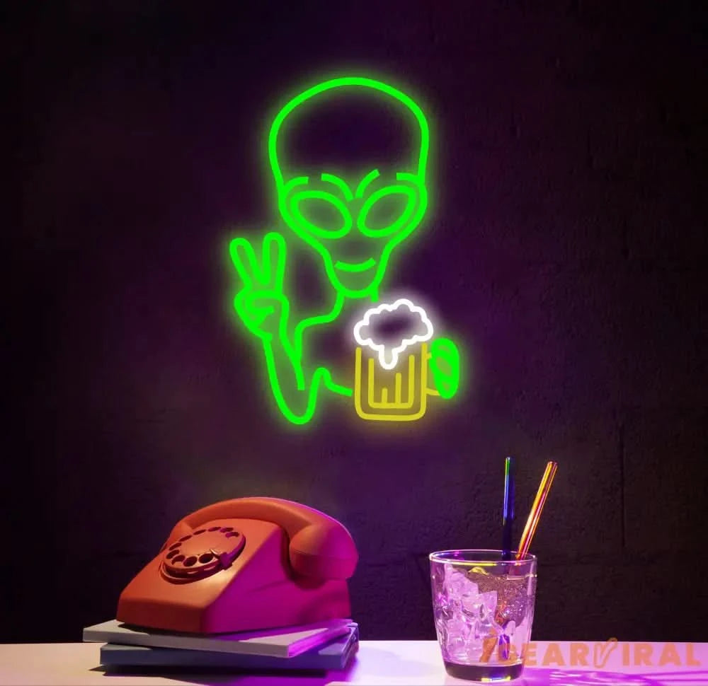 Green Alien Drinking Beer Neon Sign LED Signs for Wall Decor Signs for Bedroom Man Cave Game Room Bar Beer Pub Sign
