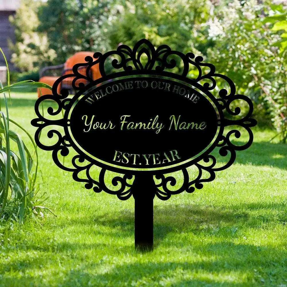 Home Ornate Family Name Garden Metal Stake Personalized Family Name Yard Sign Outdoor Door Decor Garden Art Gift for