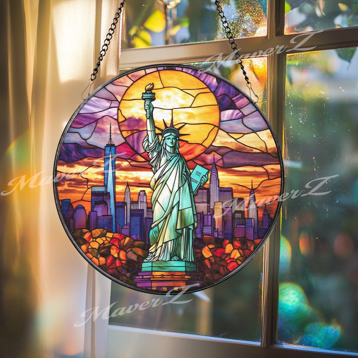 Statue of Liberty Stained Glass Suncatcher, NYC Skyline Window Hanging Art, Sunset Liberty Panel, American Landmark Gift for Patriots