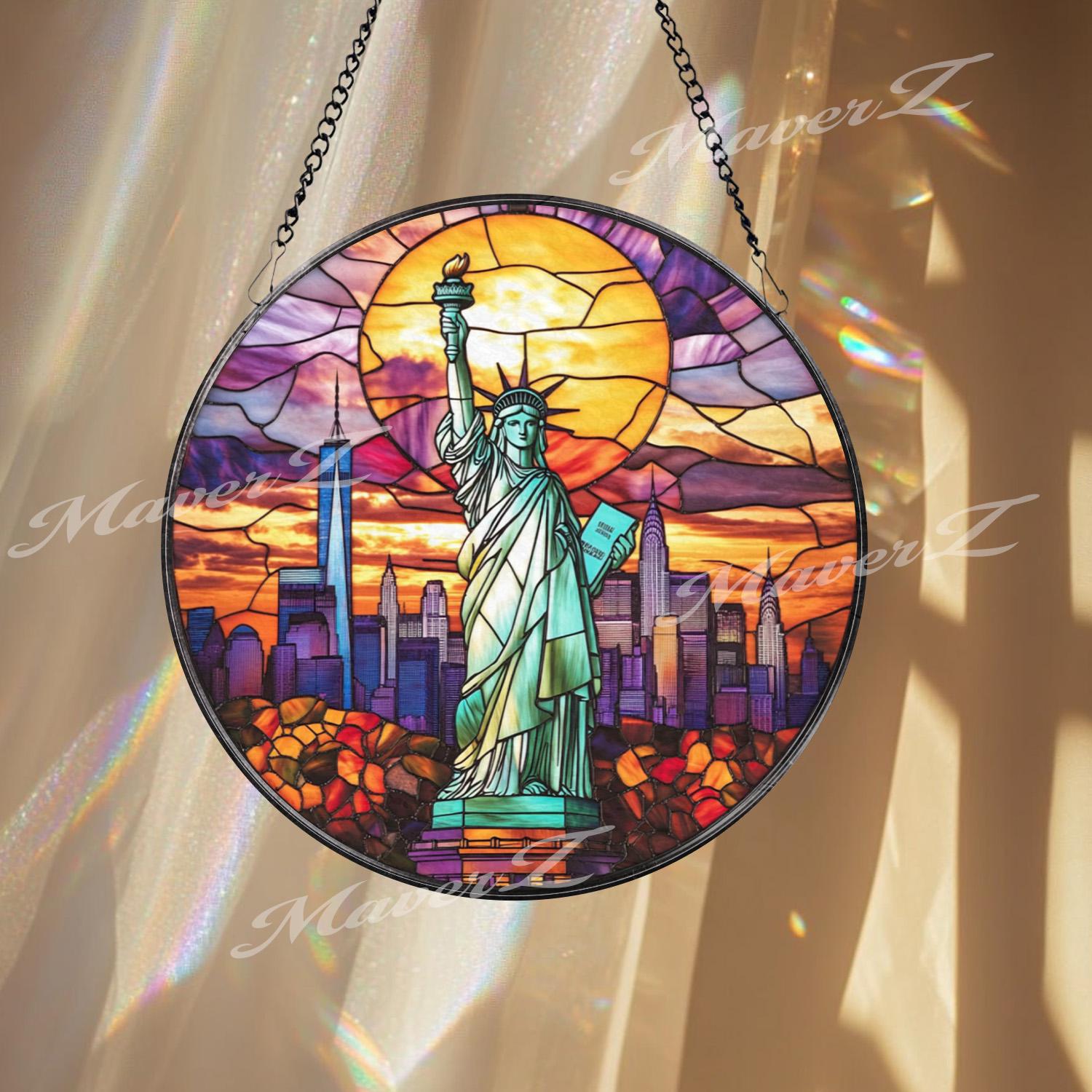 Statue of Liberty Stained Glass Suncatcher, NYC Skyline Window Hanging Art, Sunset Liberty Panel, American Landmark Gift for Patriots