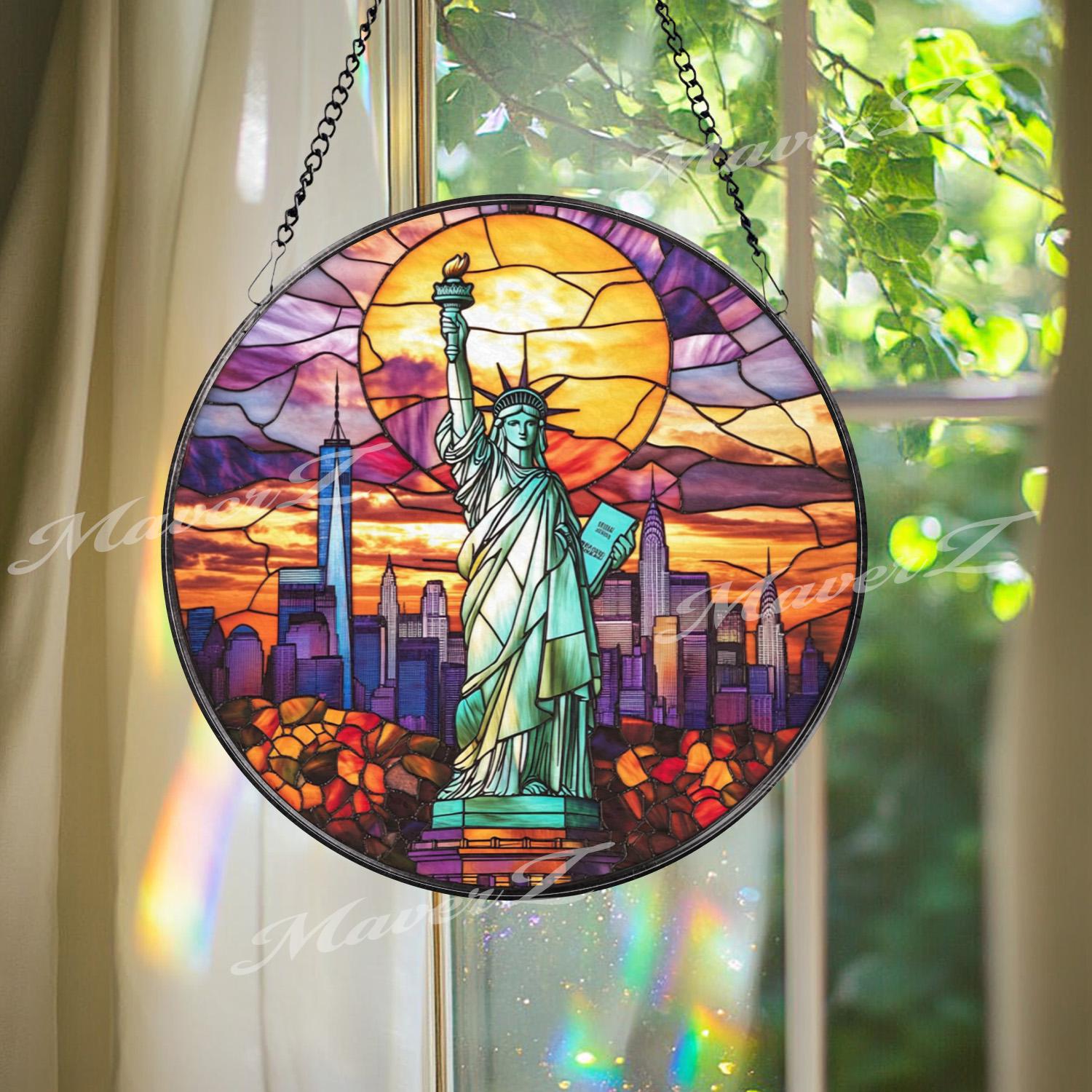 Statue of Liberty Stained Glass Suncatcher, NYC Skyline Window Hanging Art, Sunset Liberty Panel, American Landmark Gift for Patriots