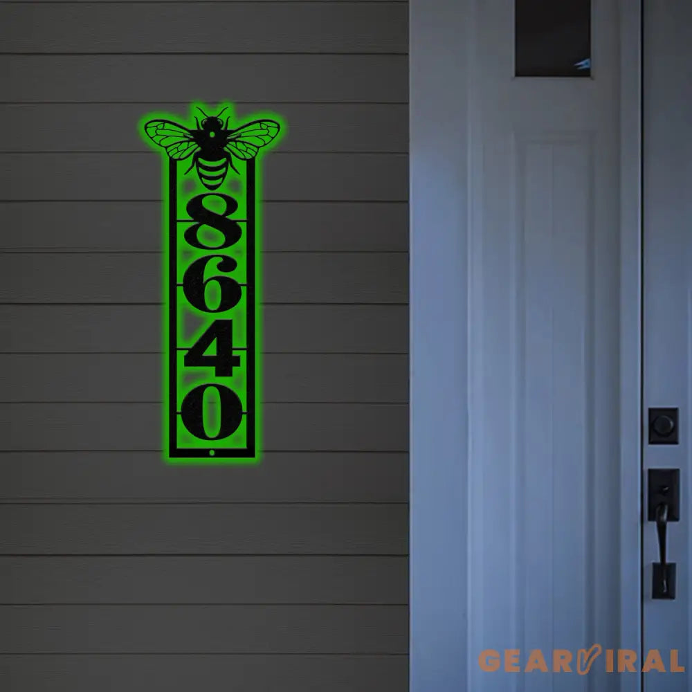Metal Bee Address Sign Vertical House Numbers Plaque with Detailed Bee Mailbox Post Home Marker Business Wall Decor