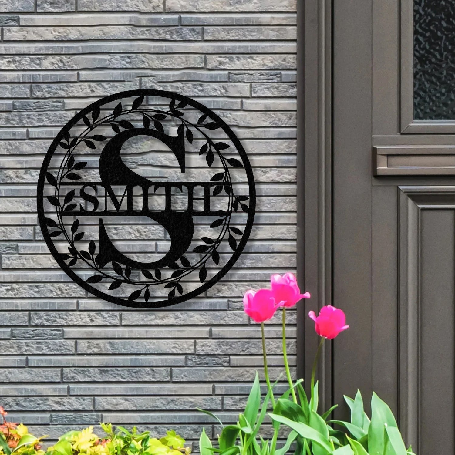 Metal Circle Letter Monogram with Vines, Wall Monogram Sign, Metal Wall Art LED Light - Gearviral