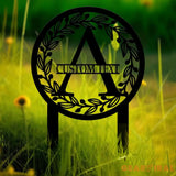 Personalized Initial Stake Metal Sign Metal Circle Letter Monogram with Vines Outdoor Metal Sign Garden Decor Garden