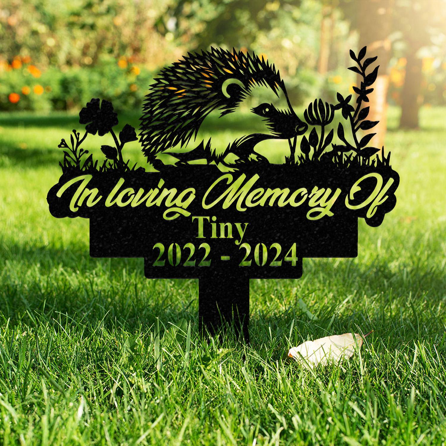 Personalized Memorial Hedgehog Metal Sign, Custom Pet Memorial Garden Sign, Grave Marker for Loss of Pet, Pet Grave Marker, Remembrance Stake