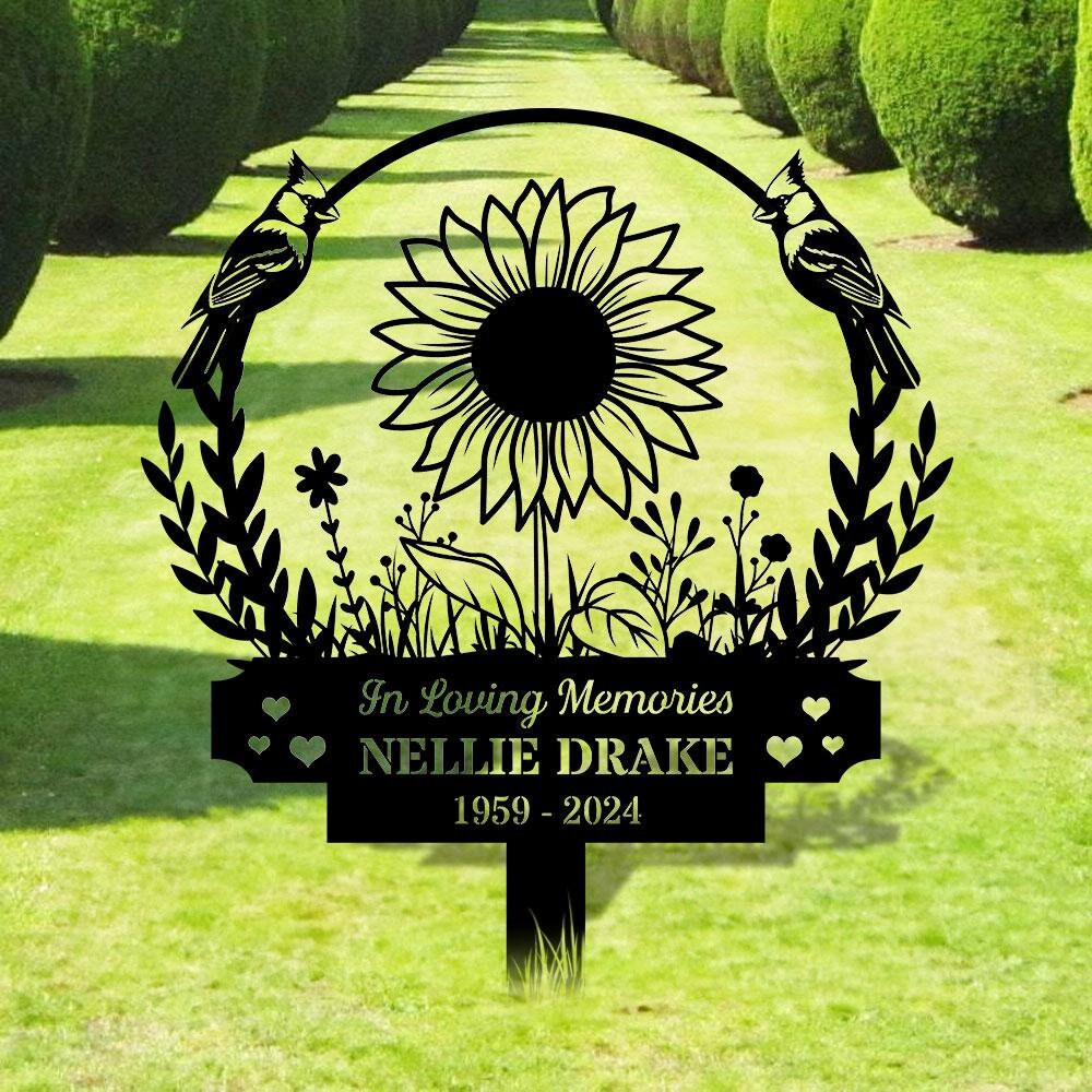 Sunflower Memorial Name Stake Metal Sign, Personalized Family Name Metal Sign, Family Wall Decor, Personalized Wall Art, Housewarming